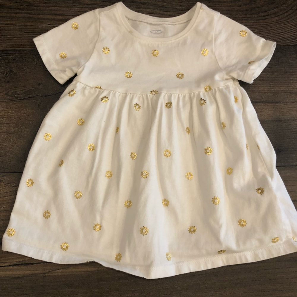 Old Navy baby girl top, size 18-24M